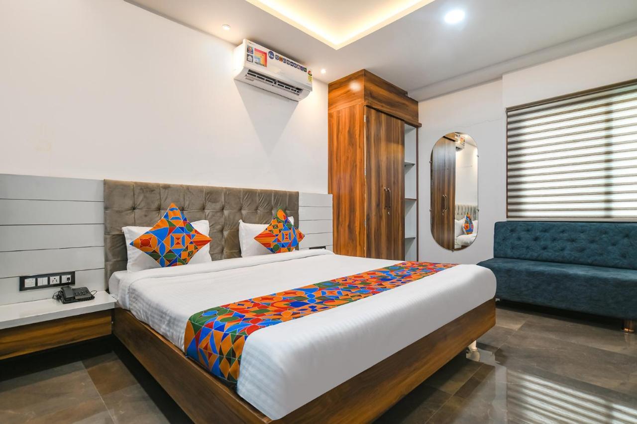 Fabhotel Stay Well Індаур Екстер'єр фото
