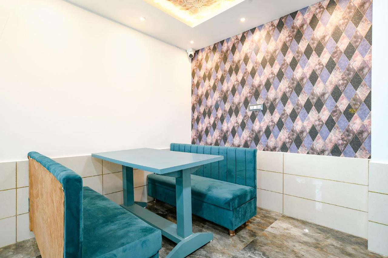 Fabhotel Stay Well Індаур Екстер'єр фото