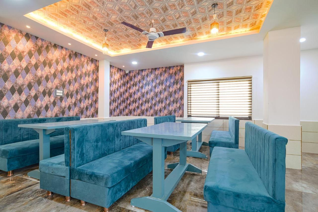 Fabhotel Stay Well Індаур Екстер'єр фото